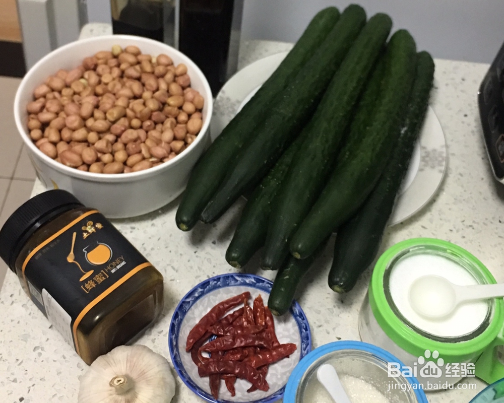 做家常菜酱黄瓜的教程！