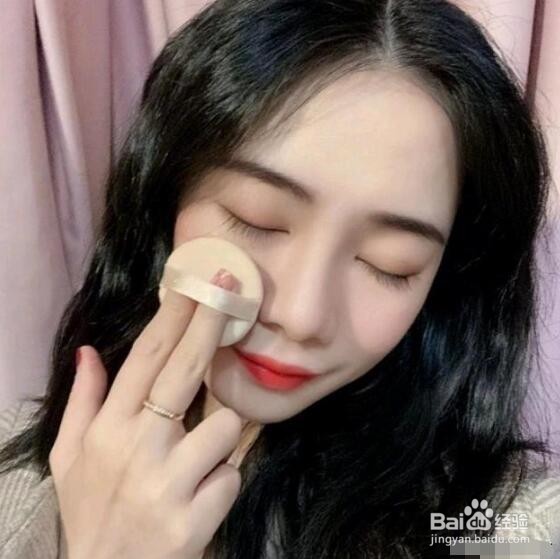 精妆联华美妆：怎样化妆才会持久不脱妆？