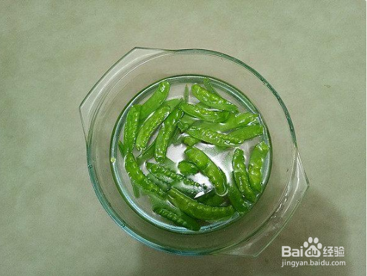 鲜嫩爽口的凉拦荷兰豆，5分钟就可以上桌