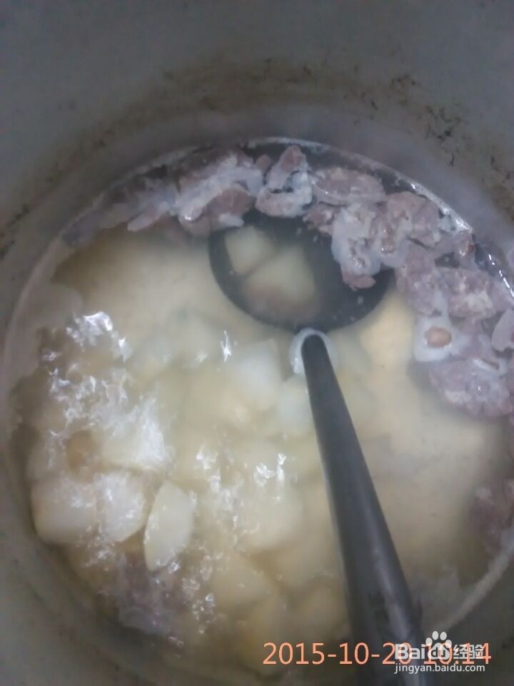 教你怎样煮雪梨猪肺糖水