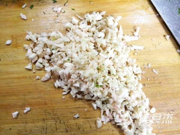 荠菜蘑菇鲜肉水饺