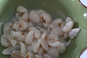 自制荔枝冰淇淋