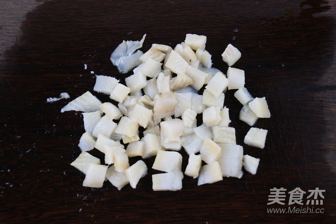 香烤鱼米花的做法