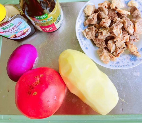 土豆番茄炖牛腩