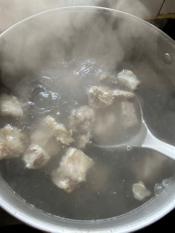 番茄玉米排骨汤