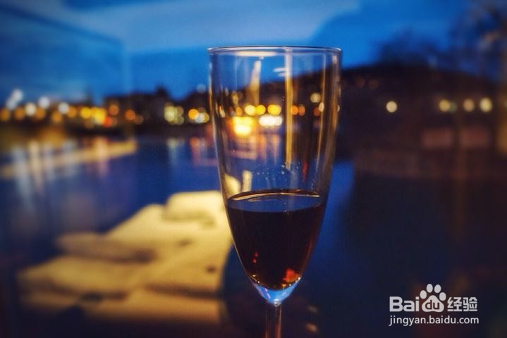 如何正确喝红酒?