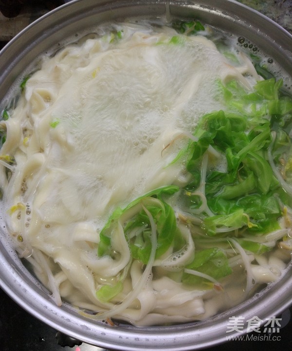 油泼三棱面的做法