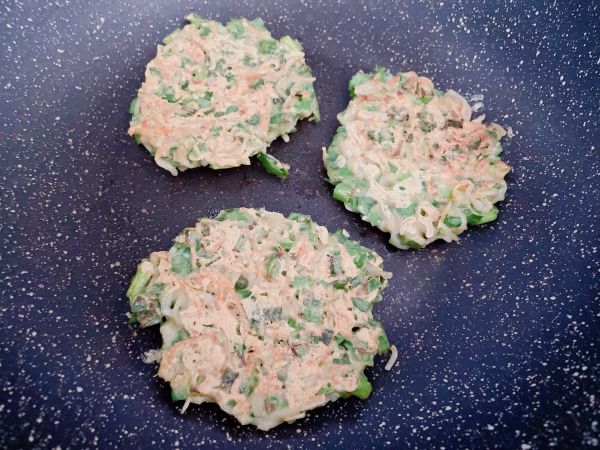 十分钟分钟超快手早餐韭菜鸡蛋饼