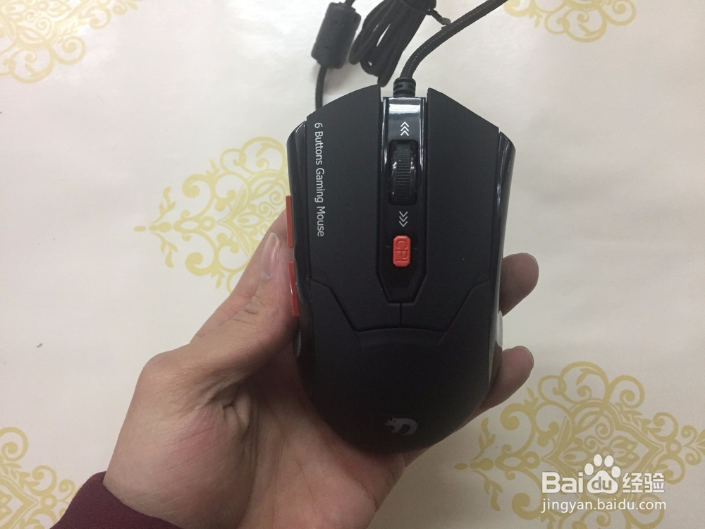 新盟XM-M379虎蛇竞技鼠标开箱晒物