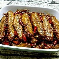 如何在家里制作香辣鸭翅？