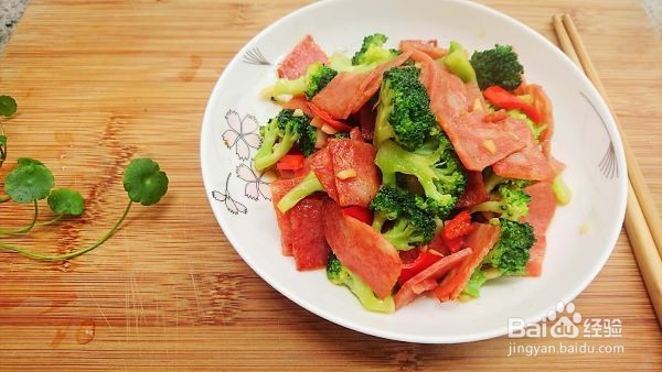 能保护视力的蔬菜 培根西兰花