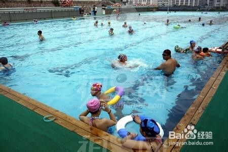 游泳如何避免溺水