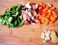 土豆炖排骨家常做法