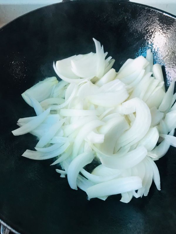 黑椒牛肉爆洋葱