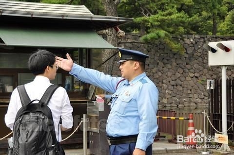 如何快速在陌生城市辨别方向