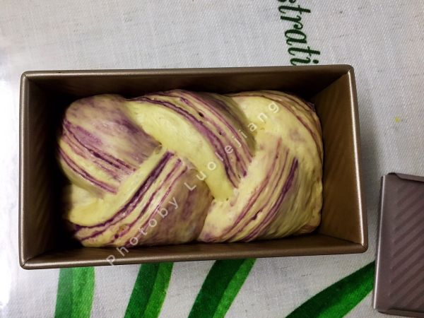 大理石纹紫薯吐司