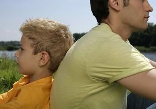 爸爸带孩子的好处