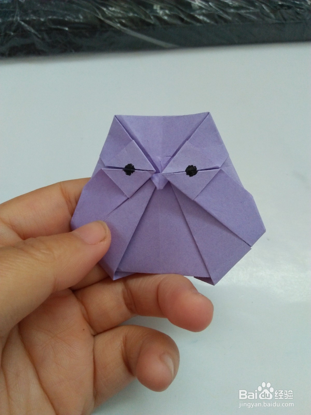<b>怎么用纸折出可爱的猫头鹰</b>