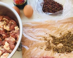 香炸肉排的做法