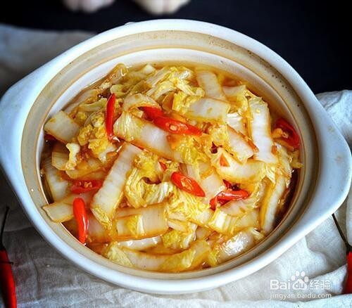 白菜这样做真好吃，又酸又辣很下饭