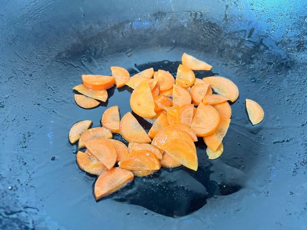 鲜美可口炒虾仁