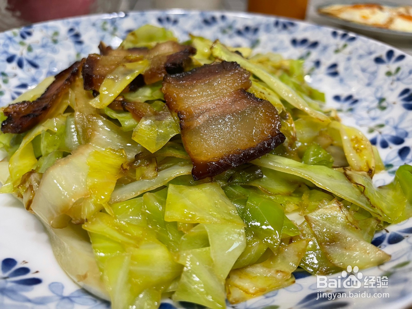 酱肉炒包心菜怎么做