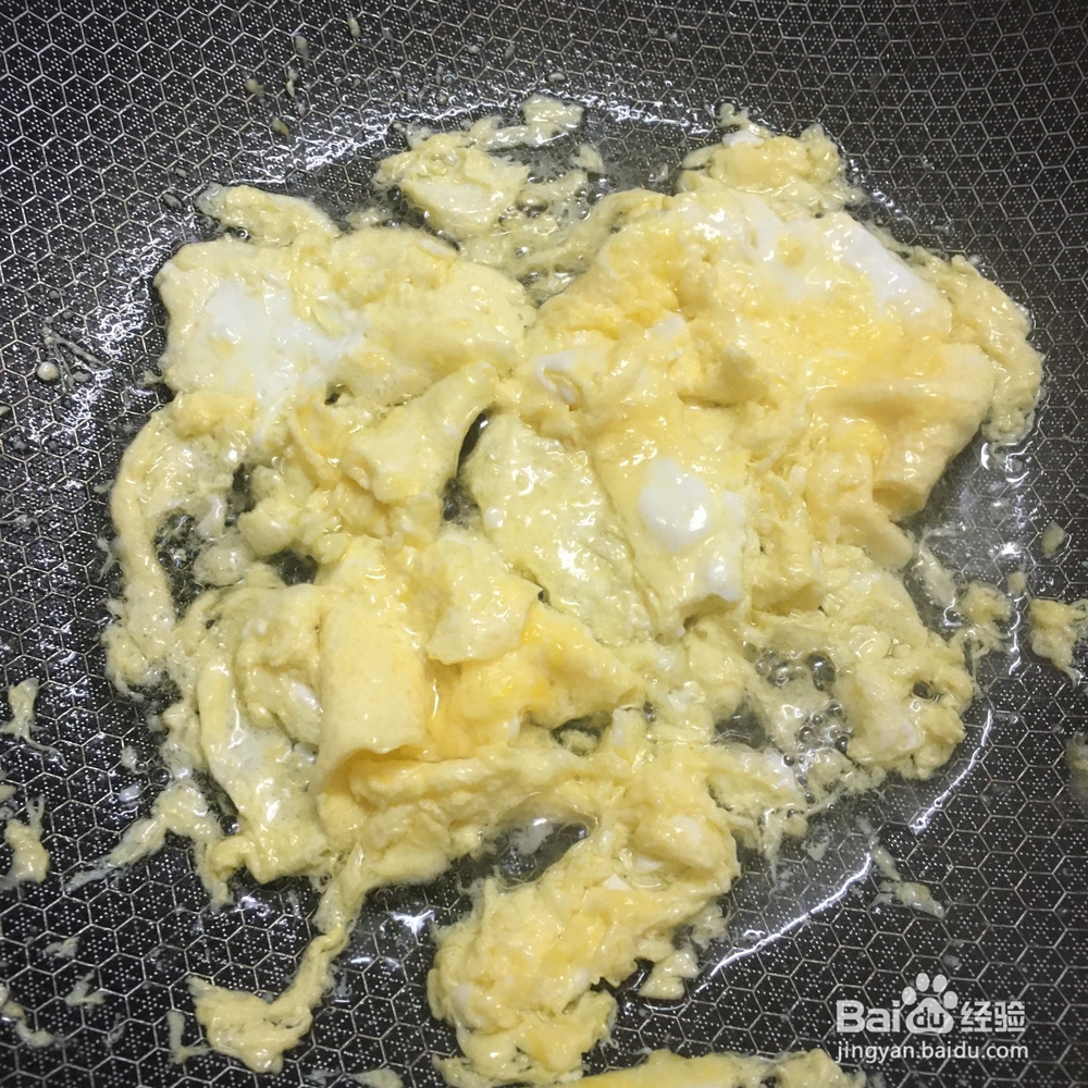 分享一个简易版的金针菇炒鸡蛋的做法，爽口丝滑