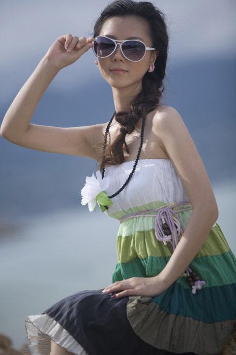 【PS】还原偏暗外景美女图片的水嫩肤色