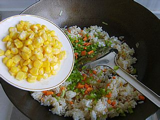 【什锦黄金炒饭】——让剩米饭也来个华丽de转身