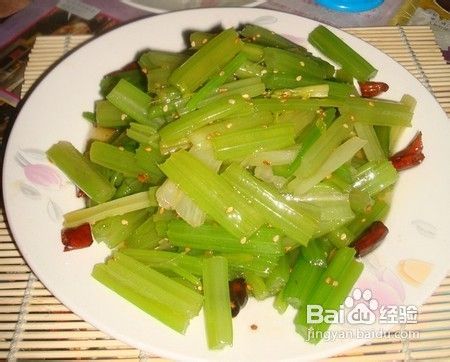 芹菜怎么做好吃-芹菜各类做法