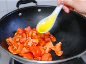 番茄金针菇肥牛