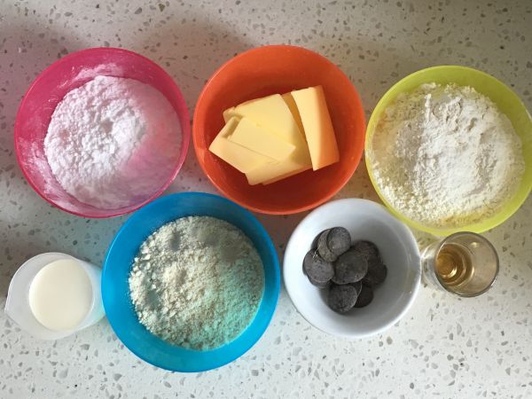 巧克力夹心饼干