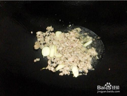 肉末炒长丝瓜怎么做好吃?