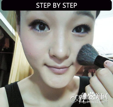 夏日泳池派对 小烟熏让你变身Party queen