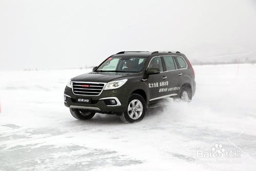 雨雪天开车的技巧