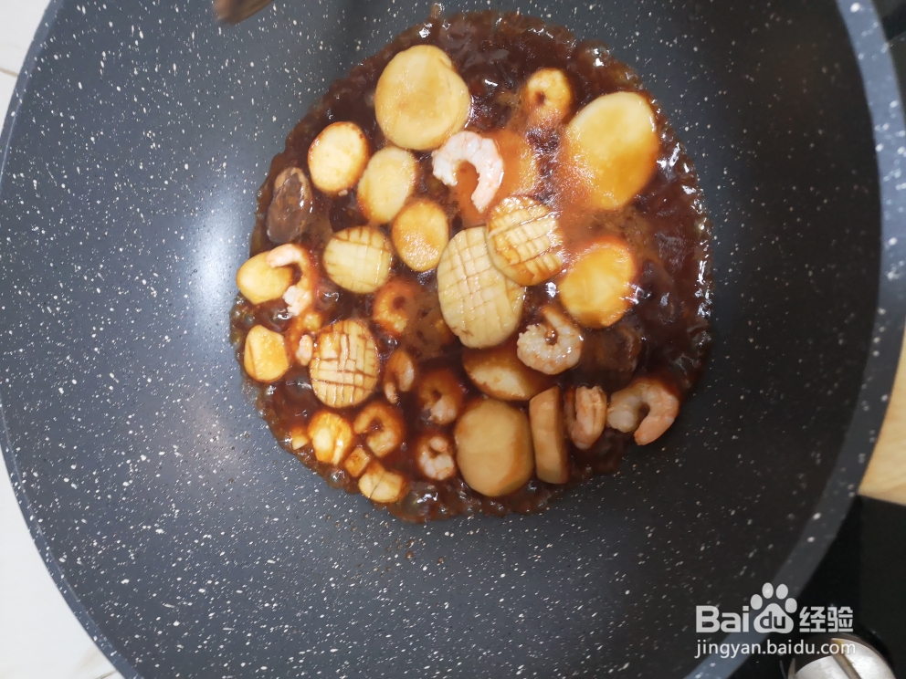 简单快捷的红烧虾仁杏鲍菇