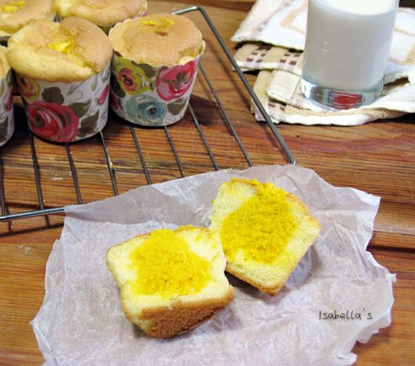 南瓜馅纸杯戚风蛋糕