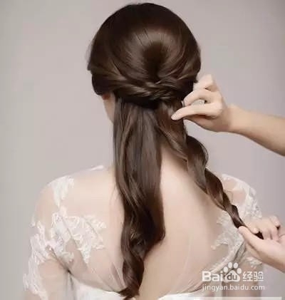新娘发型简单大方步骤