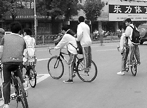 怎样学会骑自行车和骑自行车注意事项