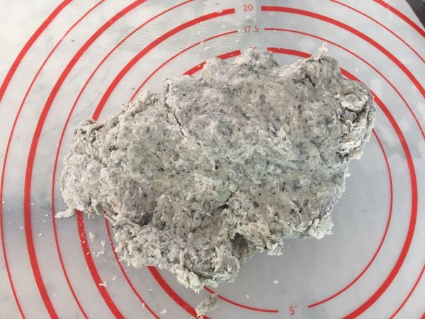 黑芝麻牛奶馒头