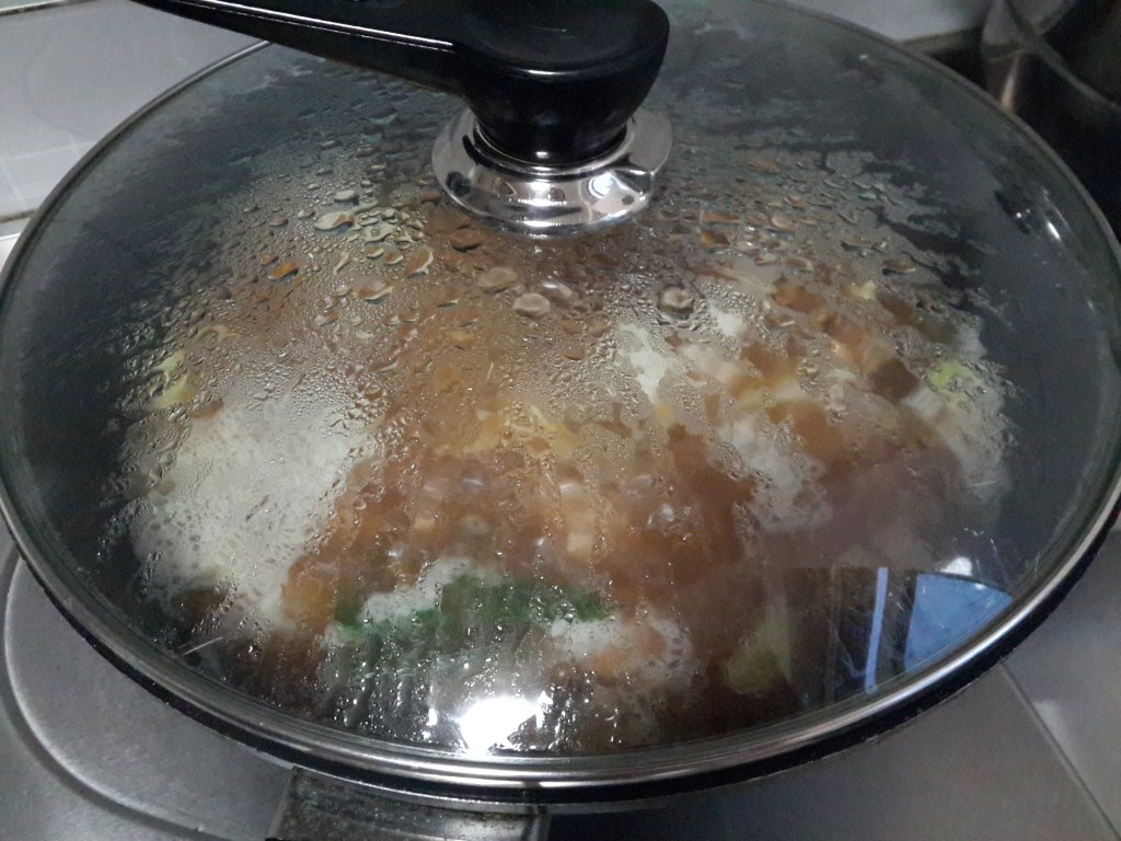 土豆炖鸡腿的做法，有了这个午餐何愁吃不下！