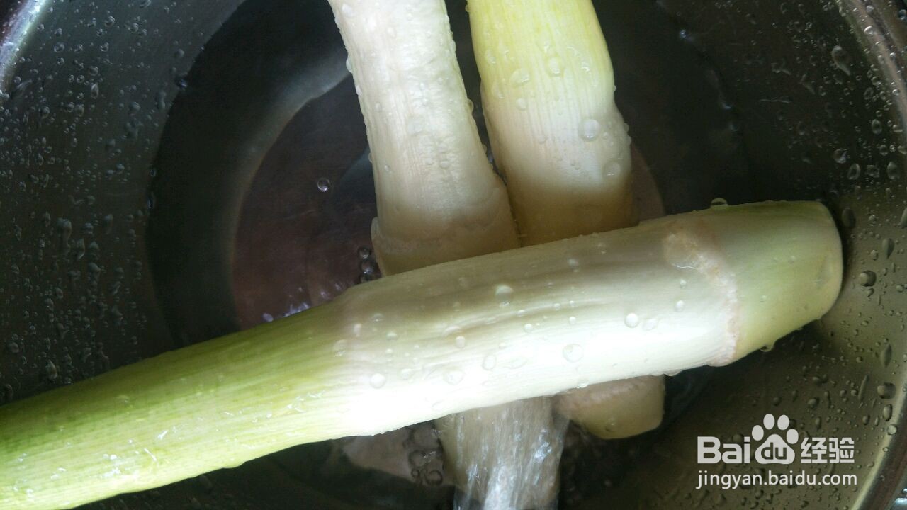 茭白炒火腿的做法