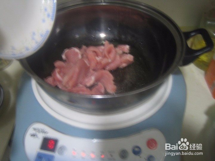 老年人怎样将瘦猪肉片炒熟