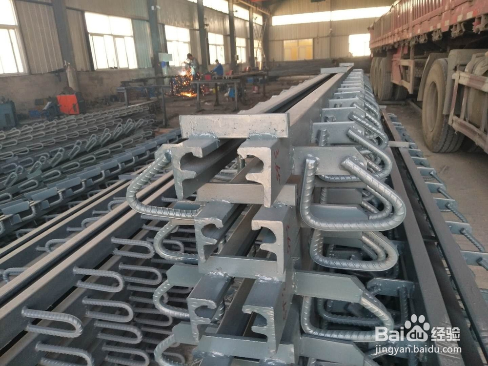 d80和d160伸缩缝的区别