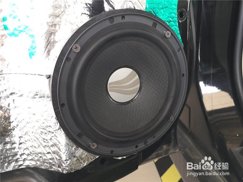 武汉斯巴鲁傲虎改装音响案例