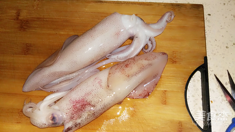 鱿鱼包饭的做法