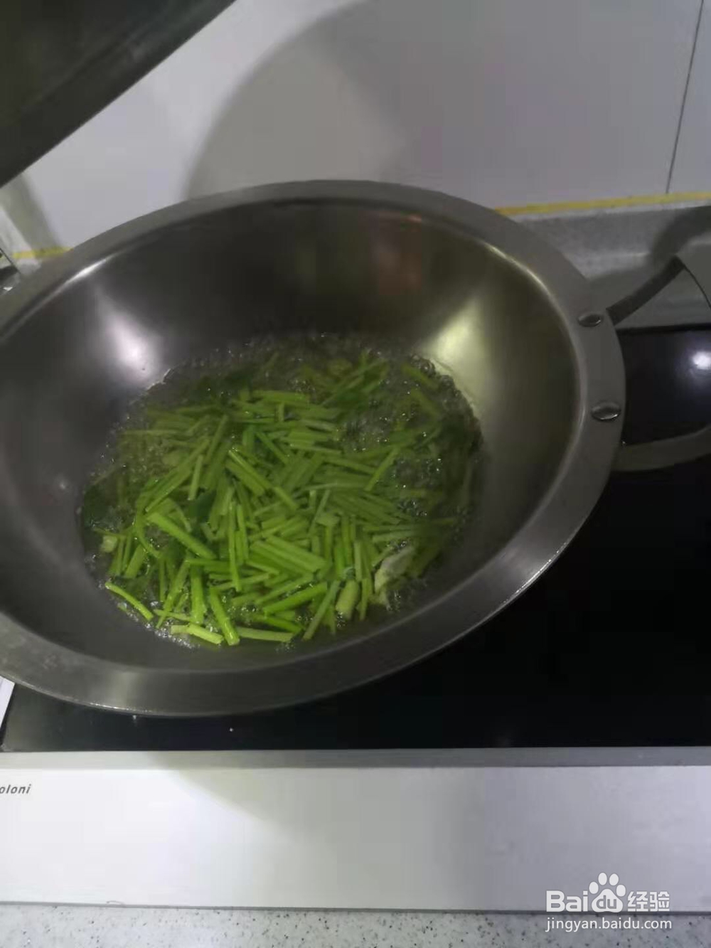新手适合做的芹菜炒土豆丝