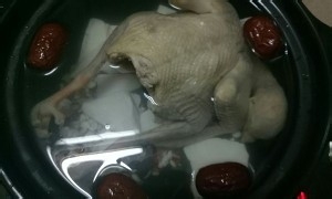 山药芡实老鸽汤的做法