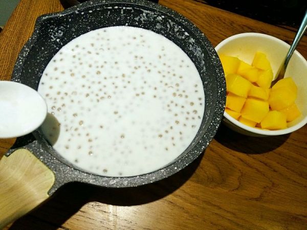 芒果椰奶西米露