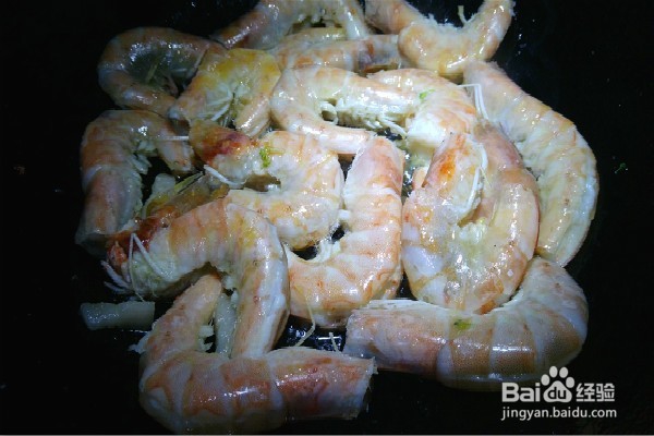 怎样才能做出好吃的家常黄油大虾烧西兰花